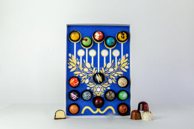 Hanukkah Holiday Box (15 pc)